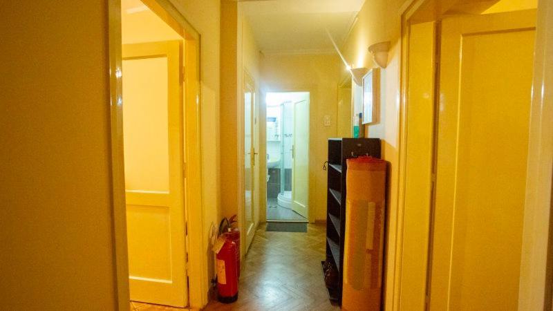 Private Cozy Room 1 With Shared Kitchen In Appartment, Downtown Belgrade Exterior photo