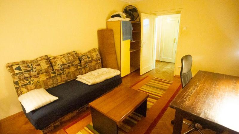 Private Cozy Room 1 With Shared Kitchen In Appartment, Downtown Belgrade Exterior photo